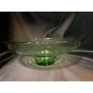Vintage Green Art Glass Bowl